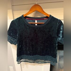 Exhilaration vintage style emerald Elegant Velvet Lace Trim crop top size M